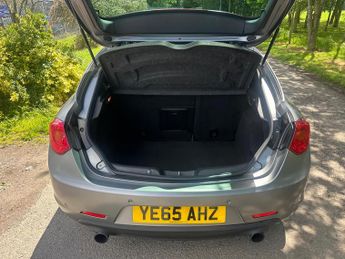 Alfa Romeo Giulietta 1750 TBi Quadrifoglio Verde TCT Euro 6 (s/s) 5dr