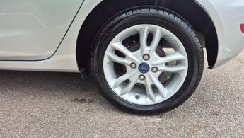Ford Fiesta 1.0T EcoBoost Zetec Powershift Euro 6 5dr