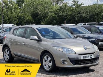 Renault Megane 1.6 16V Dynamique TomTom Euro 5 5dr