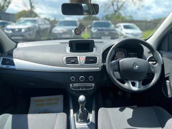 Renault Megane 1.6 16V Dynamique TomTom Euro 5 5dr