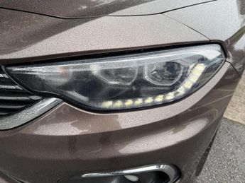 Fiat Tipo 1.4 MPI Lounge Hatchback 5dr Petrol Manual Euro 6 (95 ps)