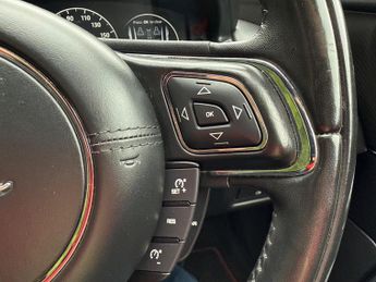 Jaguar XJ 3.0d V6 R-Sport Auto Euro 6 (s/s) 4dr