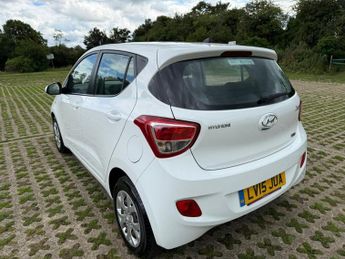 Hyundai i10 1.2 SE Hatchback 5dr Petrol Auto Euro 5 (87 ps)