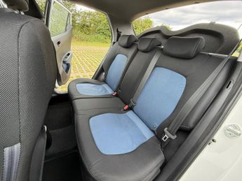 Hyundai i10 1.2 SE Hatchback 5dr Petrol Auto Euro 5 (87 ps)