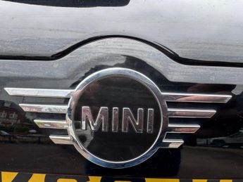 MINI Countryman 1.5 7.6kWh Cooper SE Auto ALL4 Euro 6 (s/s) 5dr