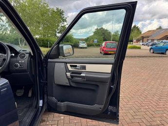 Land Rover Discovery 4 3.0 SD V6 HSE Auto 4WD Euro 5 5dr
