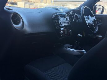 Nissan Juke 1.2 DIG-T Acenta Euro 6 (s/s) 5dr