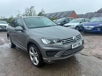 Volkswagen Touareg 3.0 TDI V6 BlueMotion Tech R-Line Plus Tiptronic 4WD Euro 6 (s/s