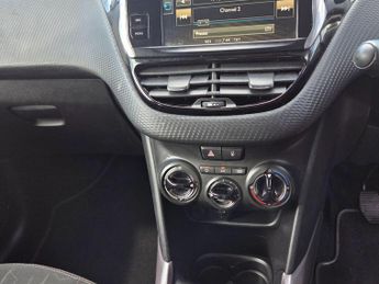 Peugeot 2008 1.6 BlueHDi Active Euro 6 5dr
