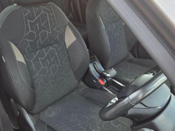 Peugeot 2008 1.6 BlueHDi Active Euro 6 5dr