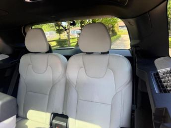 Volvo XC90 2.0 B5 MHEV R-Design Auto 4WD Euro 6 (s/s) 5dr