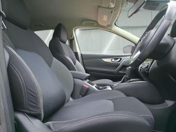 Nissan Qashqai 1.2 DIG-T Acenta XTRON Euro 6 (s/s) 5dr