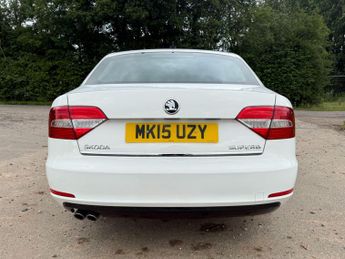 Skoda Superb 2.0 TDI Laurin & Klement DSG Euro 5 (s/s) 5dr