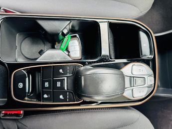 Hyundai IONIQ 28kWh Premium Auto 5dr