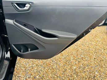 Hyundai IONIQ 28kWh Premium Auto 5dr