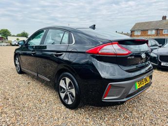 Hyundai IONIQ 28kWh Premium Auto 5dr