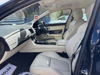 Jaguar XF 3.0d S V6 Portfolio Auto Euro 5 (s/s) 4dr