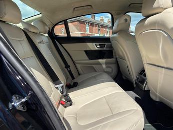 Jaguar XF 3.0d S V6 Portfolio Auto Euro 5 (s/s) 4dr