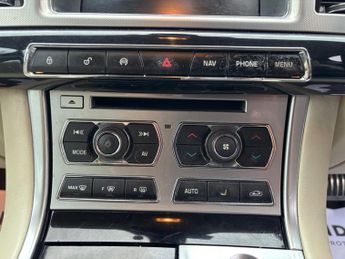 Jaguar XF 3.0d S V6 Portfolio Auto Euro 5 (s/s) 4dr