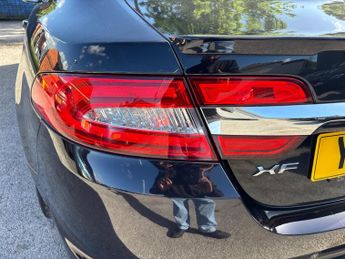 Jaguar XF 3.0d S V6 Portfolio Auto Euro 5 (s/s) 4dr