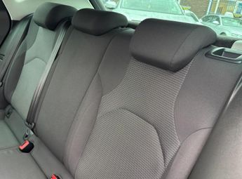 SEAT Leon 1.6 TDI SE Dynamic Technology DSG Euro 6 (s/s) 5dr