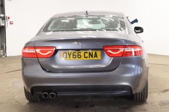 Jaguar XE 2.0d Portfolio Auto Euro 6 (s/s) 4dr
