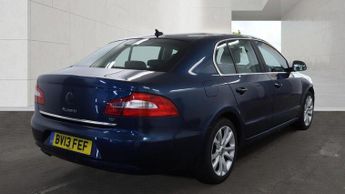 Skoda Superb 2.0 TDI SE Hatchback 5dr Diesel Manual Euro 5 (140 ps)