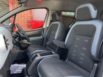 Citroen Berlingo 1.6 e-HDi Airdream XTR Multispace MPV EGS6 Euro 5 (s/s) 5dr