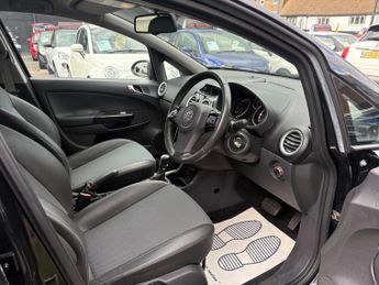 Vauxhall Corsa 1.4i 16v Design 5dr (a/c)