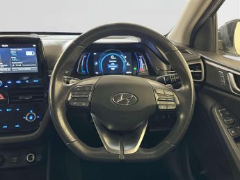 Hyundai IONIQ 38.3kWh Premium SE Hatchback 5dr Electric Auto (136 ps)