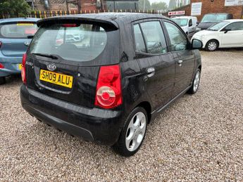 Kia Picanto 1.1 3 5dr