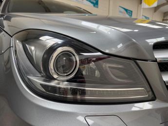 Mercedes-Benz C Class 2.1 C220 CDI AMG Sport Edition G-Tronic+ Euro 5 (s/s) 2dr