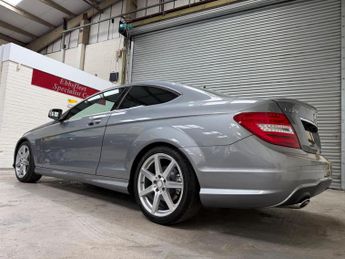 Mercedes-Benz C Class 2.1 C220 CDI AMG Sport Edition G-Tronic+ Euro 5 (s/s) 2dr