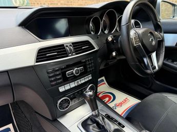 Mercedes-Benz C Class 2.1 C220 CDI AMG Sport Edition G-Tronic+ Euro 5 (s/s) 2dr