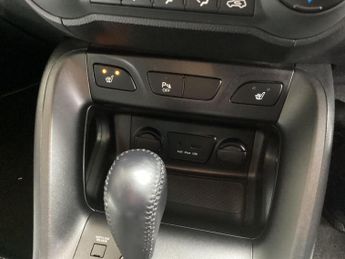 Hyundai ix35 2.0 CRDi SE Auto 4WD Euro 5 5dr (Nav)