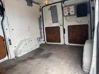 Ford Transit 2.2 TDCi 300 FWD L1 H1 5dr