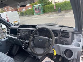 Ford Transit 2.2 TDCi 300 FWD L1 H1 5dr