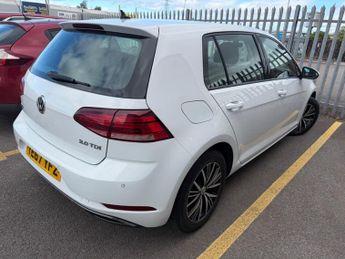 Volkswagen Golf TDi 2.0 TDI SE Nav Euro 6 (s/s) 5dr