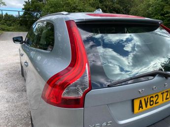 Volvo XC60 2.4 D5 SE Lux Nav Geartronic AWD Euro 5 5dr