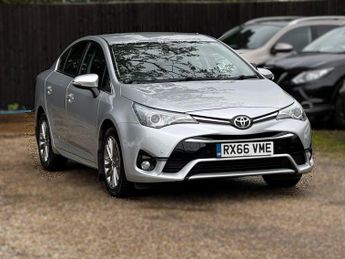 Toyota Avensis 2.0 D-4D Business Edition Euro 6 (s/s) 4dr