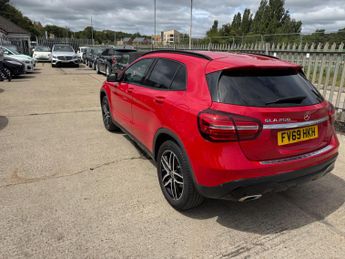 Mercedes-Benz GLA 1.6 GLA200 Urban Edition 7G-DCT Euro 6 (s/s) 5dr