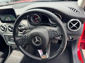 Mercedes-Benz GLA 1.6 GLA200 Urban Edition 7G-DCT Euro 6 (s/s) 5dr