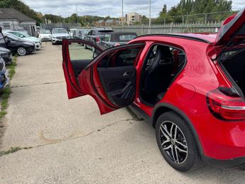 Mercedes-Benz GLA 1.6 GLA200 Urban Edition 7G-DCT Euro 6 (s/s) 5dr