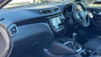 Nissan Qashqai 1.2 DIG-T N-Connecta SUV 5dr Petrol Manual 2WD Euro 6 (s/s) (115