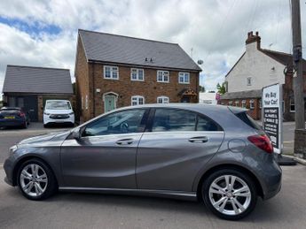 Mercedes-Benz A Class 1.5 A180d Sport (Premium) 7G-DCT Euro 6 (s/s) 5dr