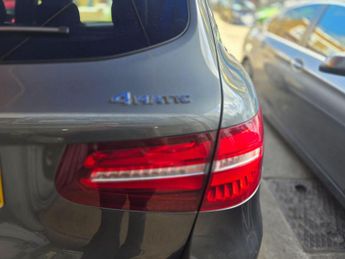 Mercedes-Benz GLC 2.1 GLC220d AMG Line (Premium) G-Tronic 4MATIC Euro 6 (s/s) 5dr