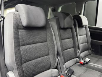 Volkswagen Touran 1.6 TDI SE DSG Euro 5 5dr