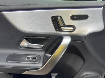 Mercedes-Benz A Class 2.0 A35 AMG Edition (Premium Plus) 7G-DCT 4MATIC Euro 6 (s/s) 5d