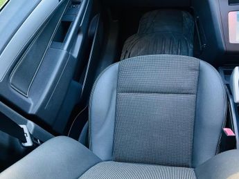 Vauxhall Zafira 2.2 16V Design Auto Euro 4 5dr