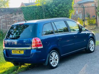 Vauxhall Zafira 2.2 16V Design Auto Euro 4 5dr
